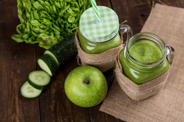 Apple smoothie with collagen. Perfect for making at home.