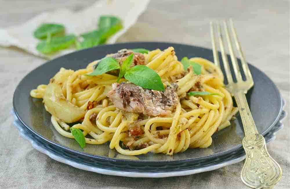 Sardines and spaghetti